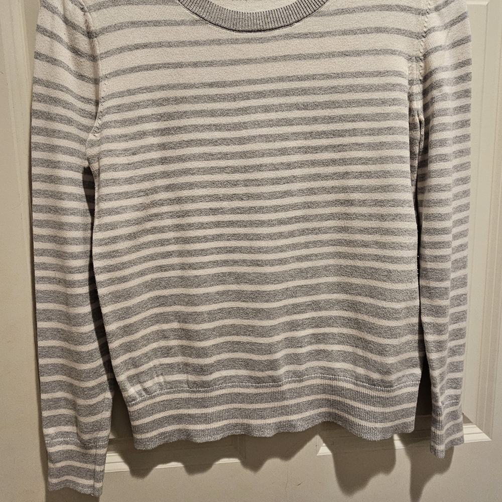 Banana Republic Gray and White Striped Sweater